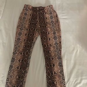 Charlotte Russe leopard leggings: worn once!! Perfect for the Holidays!